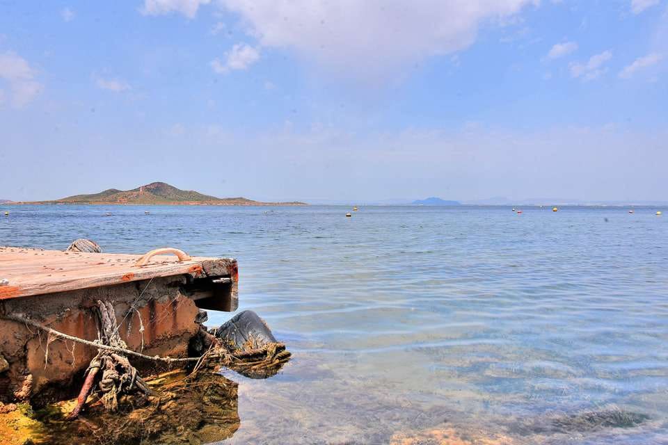 2 bedroom Villa for sale in La Manga del Mar Menor - € 160,000 (Ref: 9016809)