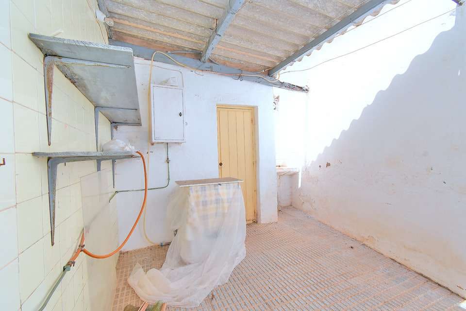 4 bedroom Villa for sale in Los Urrutias - € 159,000 (Ref: 9021806)