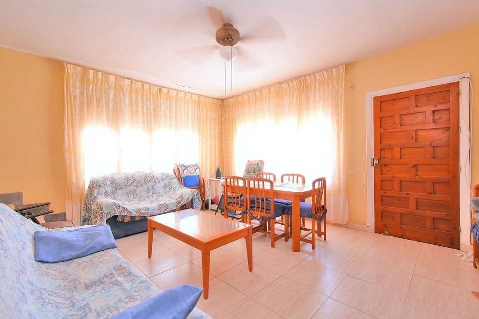 4 bedroom Villa for sale in Los Urrutias - € 159,000 (Ref: 9021806)