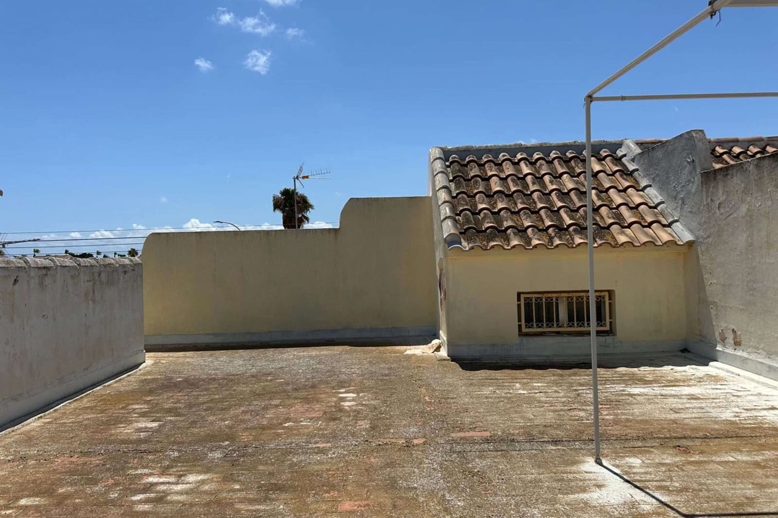 2 bedroom Villa for sale in Los Alcazares with pool - € 149,900 (Ref: 9161710)