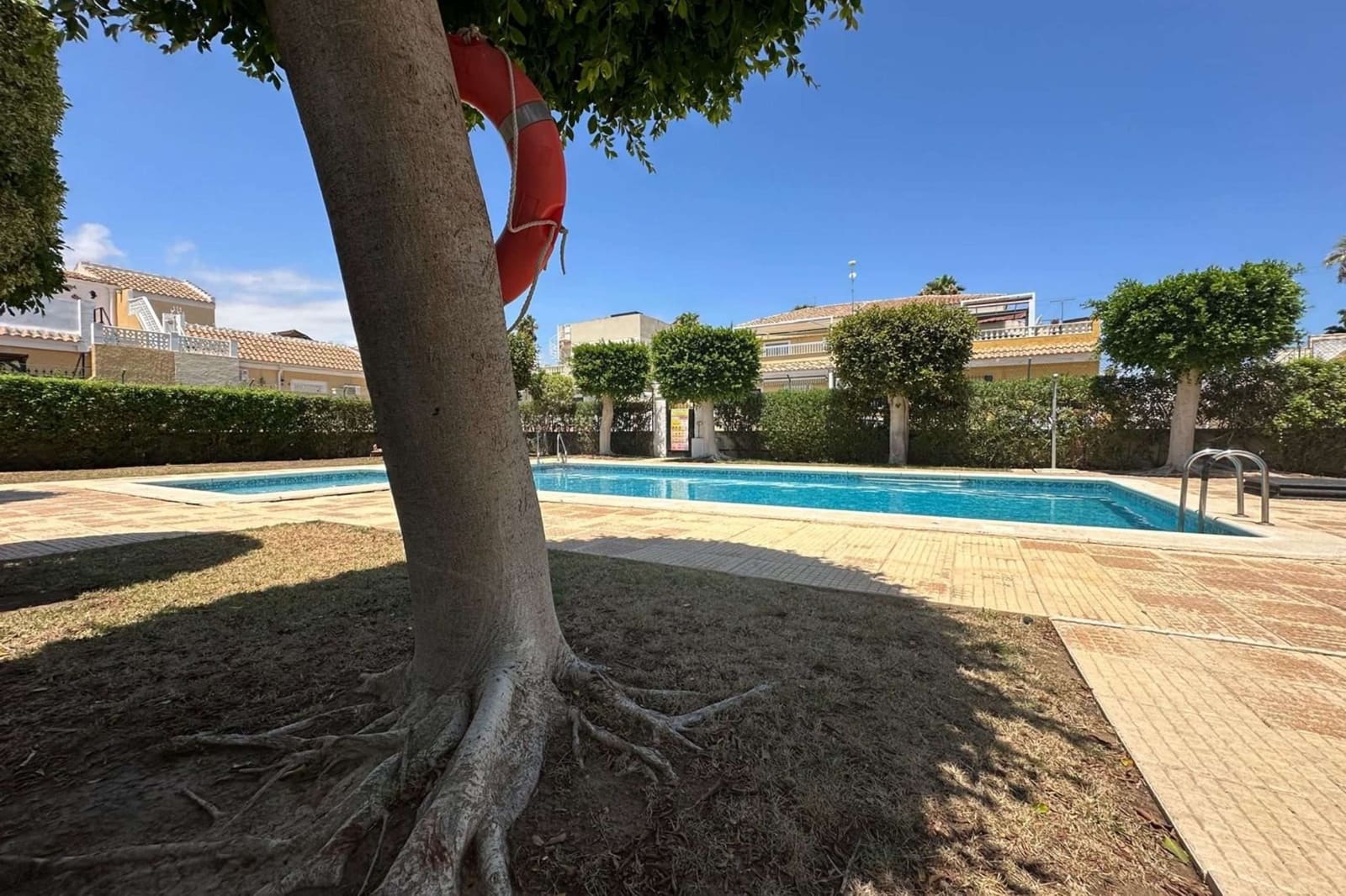 2 bedroom Villa for sale in Los Alcazares with pool - € 149,900 (Ref: 9161710)
