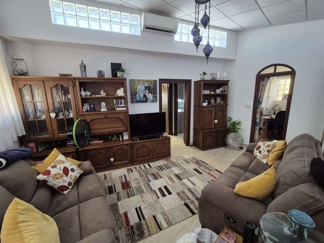 Chalet de 4 habitaciones en La Pinilla, Fuente Alamo de Murcia en venta con piscina garaje - 250.000 € (Ref: 9175074)