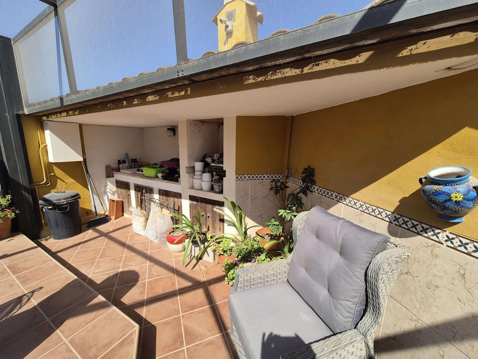 4 bedroom Villa for sale in La Pinilla with pool garage - € 250,000 (Ref: 9175074)