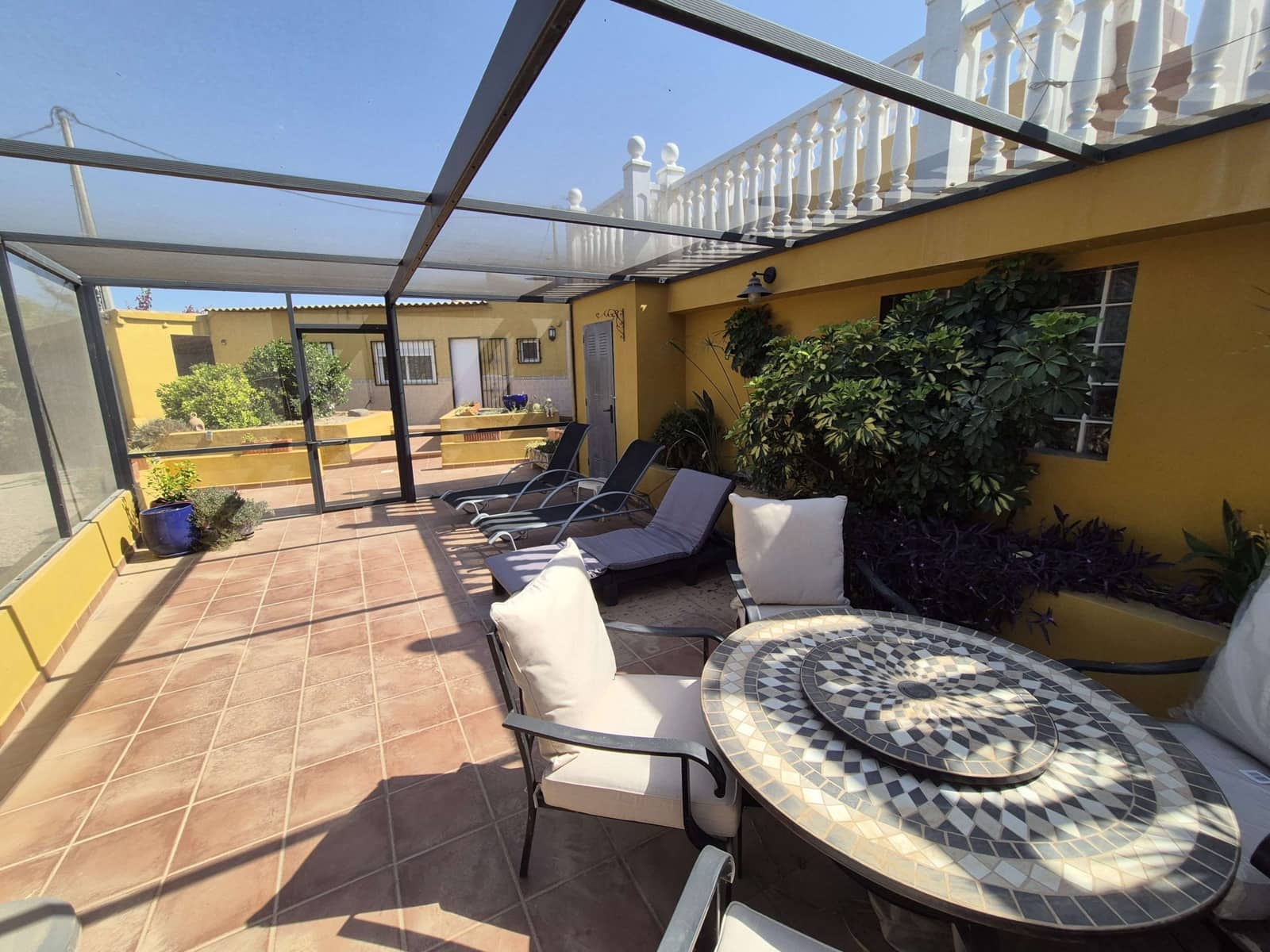 4 bedroom Villa for sale in La Pinilla with pool garage - € 250,000 (Ref: 9175074)