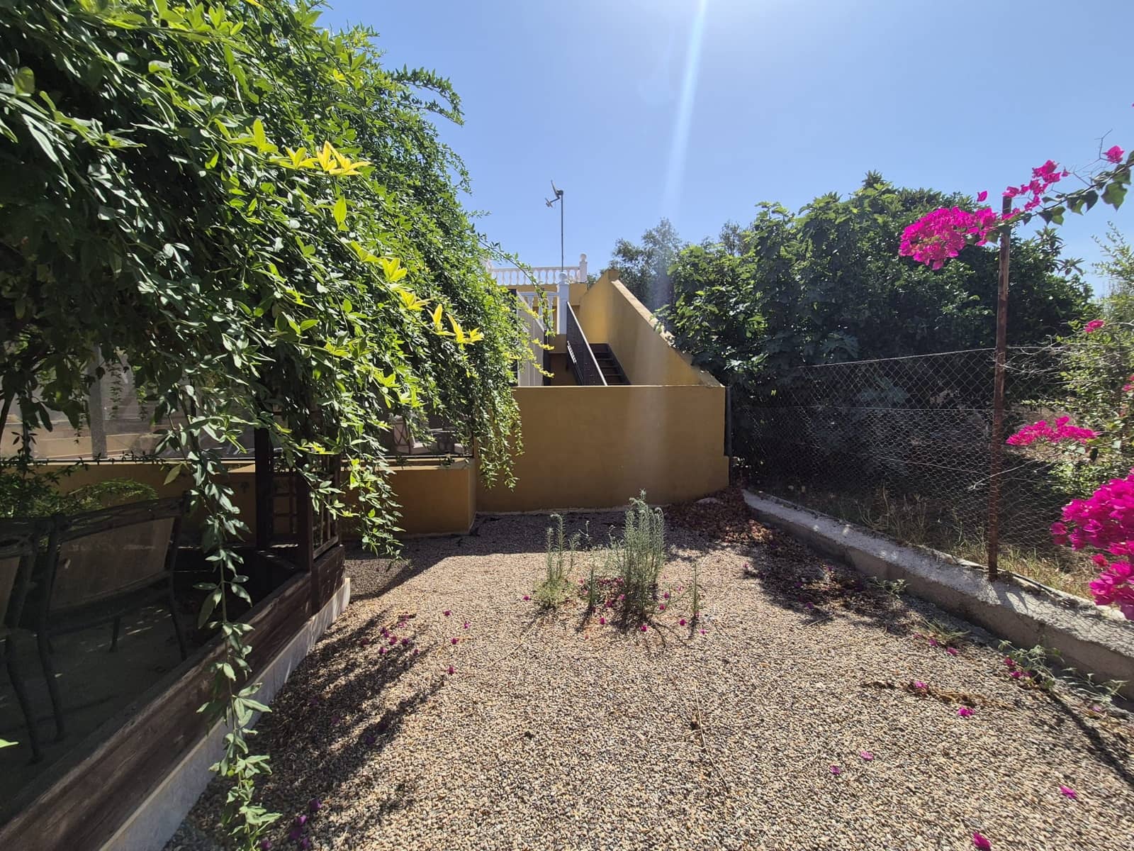 4 bedroom Villa for sale in La Pinilla with pool garage - € 250,000 (Ref: 9175074)