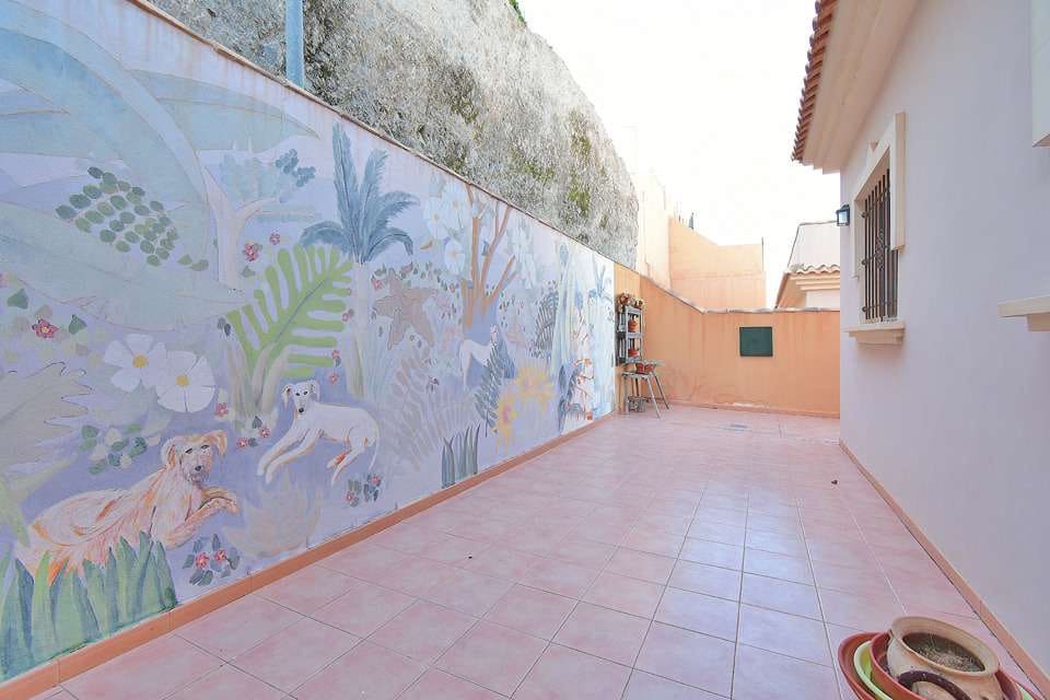 3 bedroom Villa for sale in El Carmoli with pool - € 425,000 (Ref: 9189307)