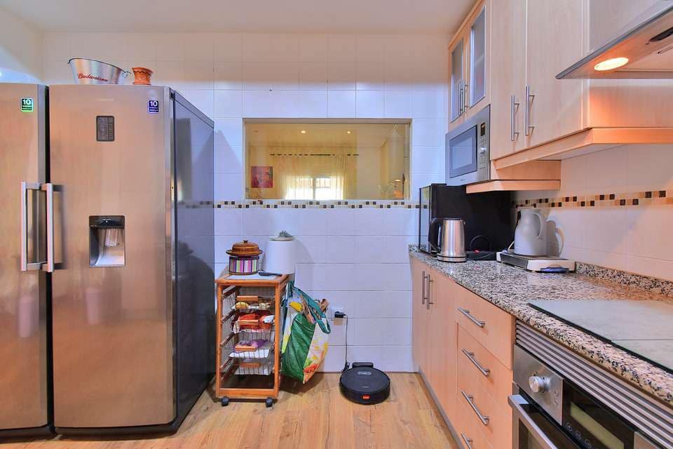 3 bedroom Villa for sale in El Carmoli with pool - € 425,000 (Ref: 9189307)