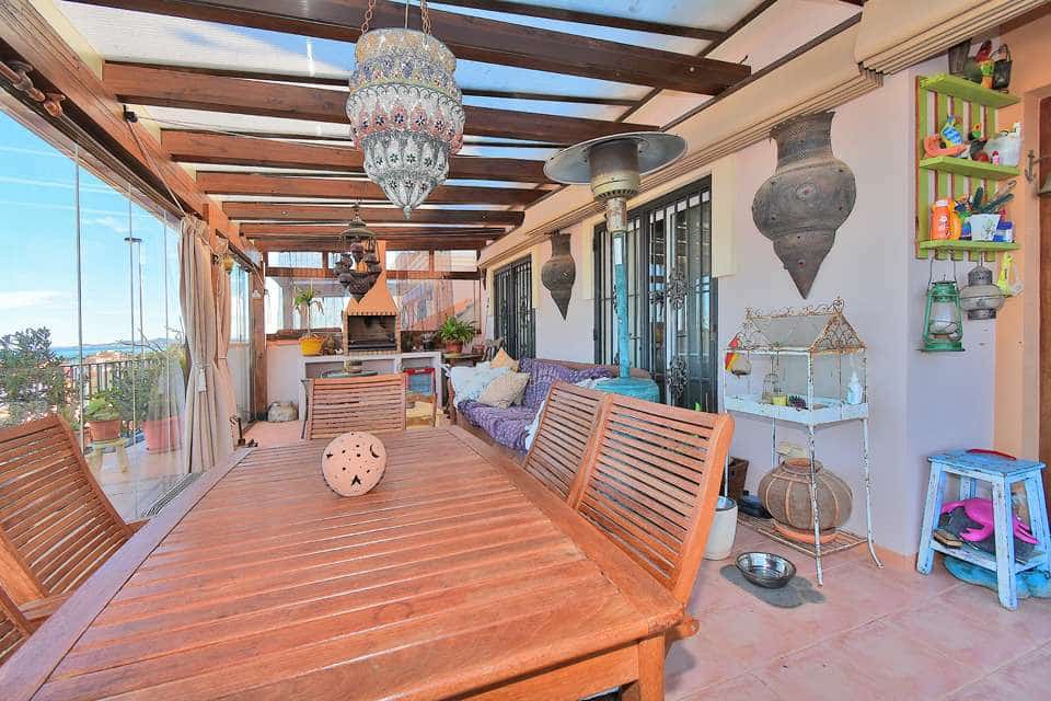 3 bedroom Villa for sale in El Carmoli with pool - € 425,000 (Ref: 9189307)