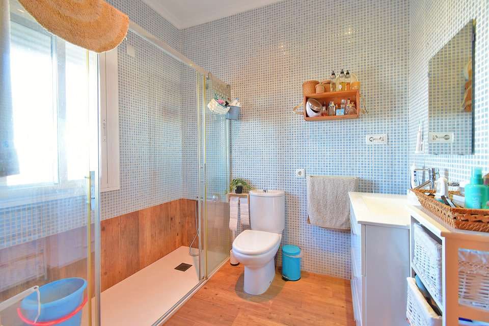 3 bedroom Villa for sale in El Carmoli with pool - € 425,000 (Ref: 9189307)