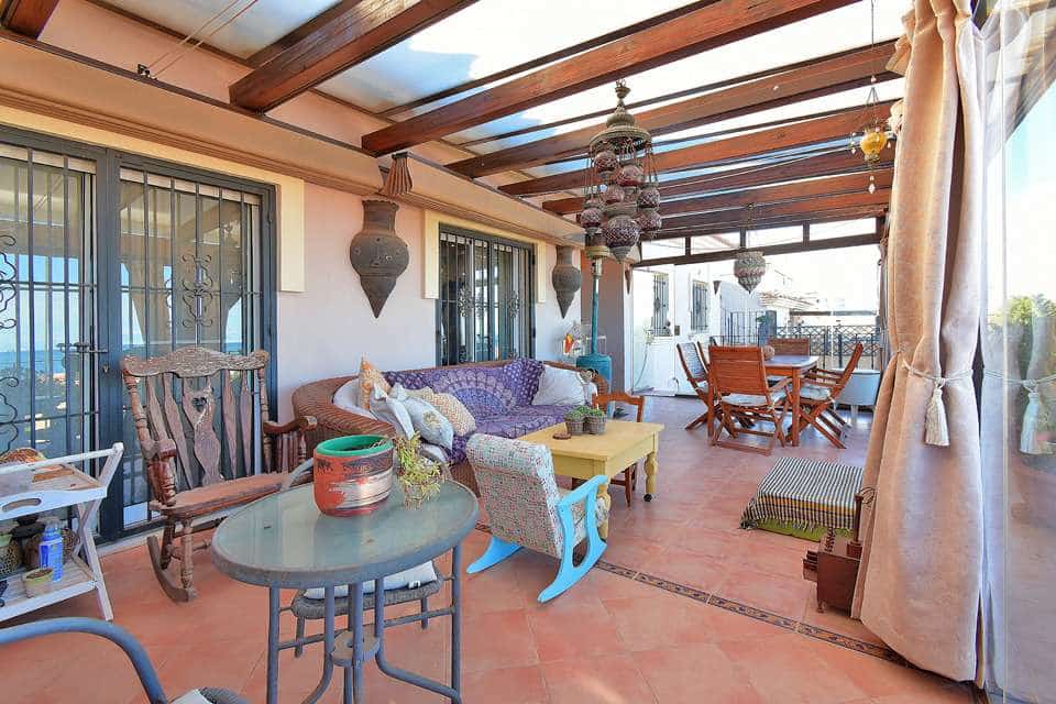 3 bedroom Villa for sale in El Carmoli with pool - € 425,000 (Ref: 9189307)