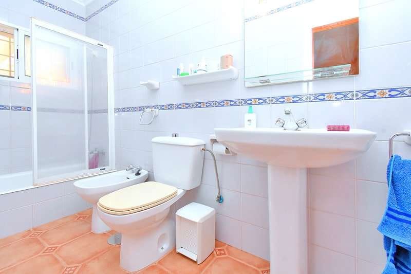 3 soveværelse Villa til salg i Estrella de Mar med swimmingpool garage - € 355.000 (Ref: 9241194)