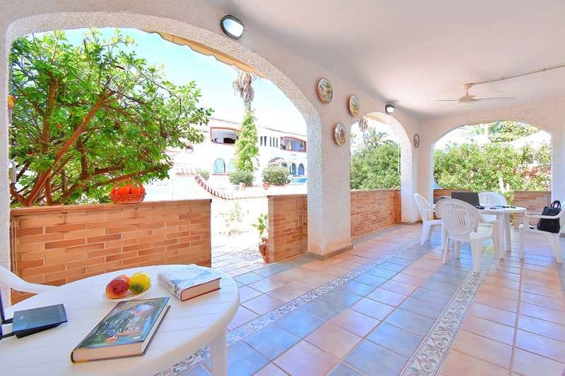 3 soveværelse Villa til salg i Estrella de Mar med swimmingpool garage - € 355.000 (Ref: 9241194)