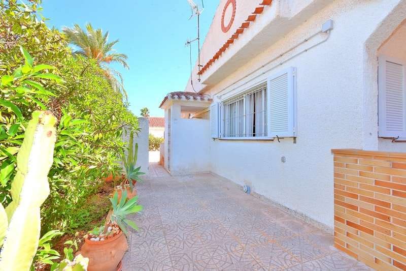 3 soveværelse Villa til salg i Estrella de Mar med swimmingpool garage - € 355.000 (Ref: 9241194)