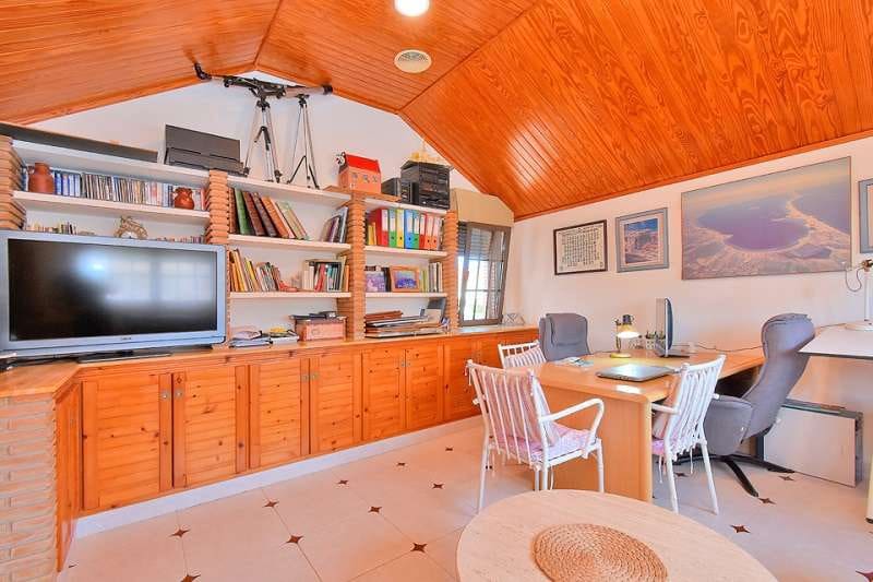 5 makuuhuone Huvila myytävänä paikassa Murcia kaupunki mukana uima-altaan 
autotalli - 799 000 € (Ref: 9241196)