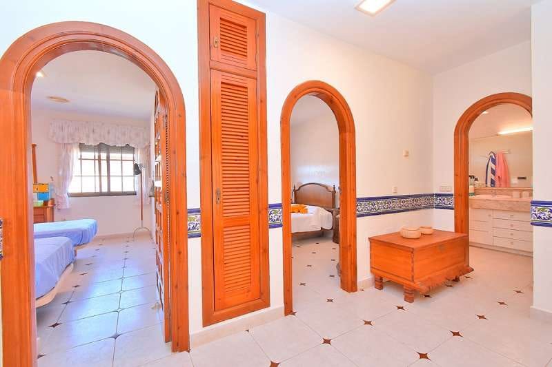 5 makuuhuone Huvila myytävänä paikassa Murcia kaupunki mukana uima-altaan 
autotalli - 799 000 € (Ref: 9241196)