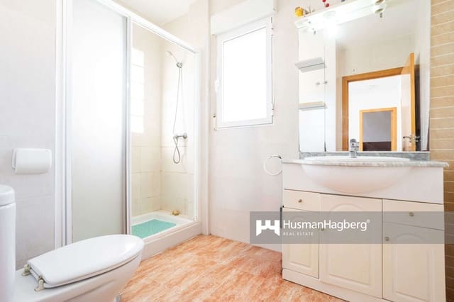 3 bedroom Villa for sale in Los Alcázares with garage - € 167,000 (Ref: 9274714)