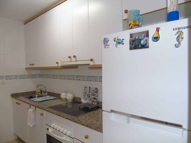 2 chambre Appartement à vendre à La Manga del Mar Menor avec piscine - 135 000 € (Ref: 9275369)