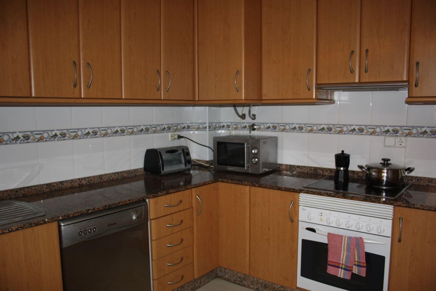 4 quarto Moradia para venda em Playa Honda com garagem - 295 000 € (Ref: 9275373)