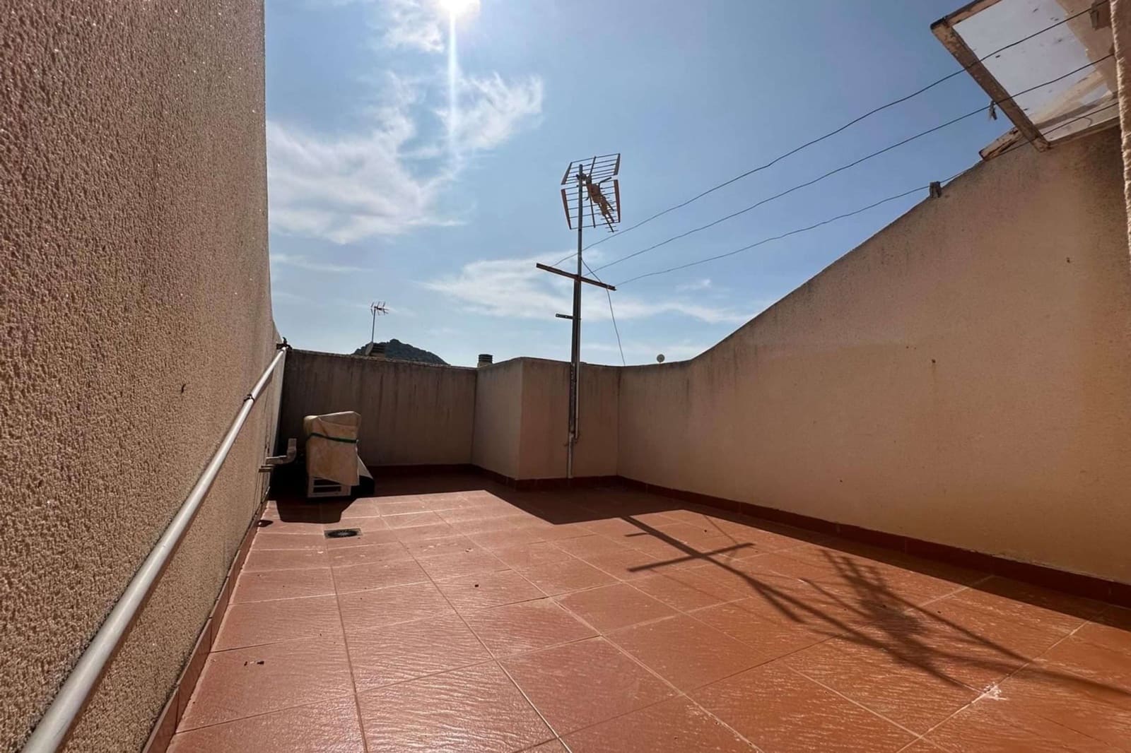 2 bedroom Villa for sale in Los Urrutias with garage - € 129,900 (Ref: 9275374)
