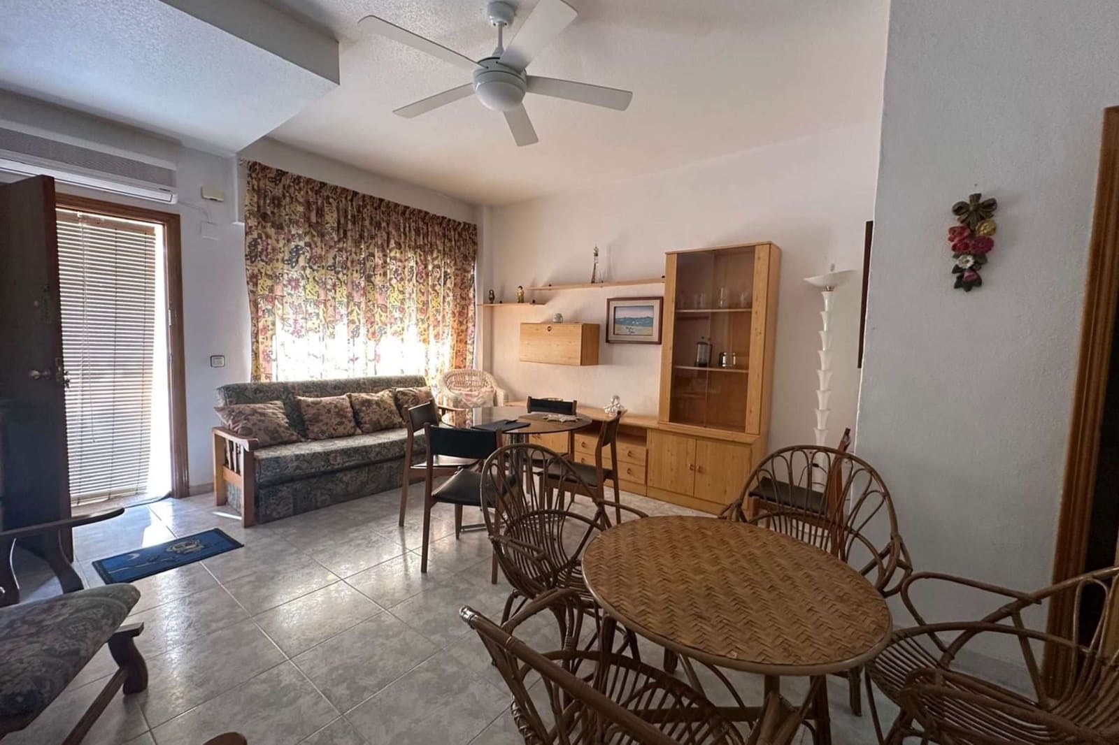 2 bedroom Villa for sale in Los Urrutias with garage - € 129,900 (Ref: 9275374)