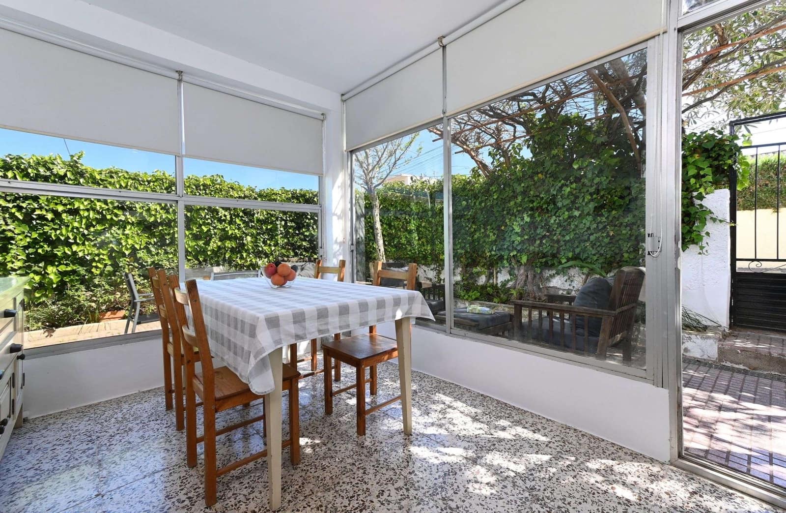 3 soveværelse Villa til salg i El Carmoli med swimmingpool garage - € 245.000 (Ref: 9275377)