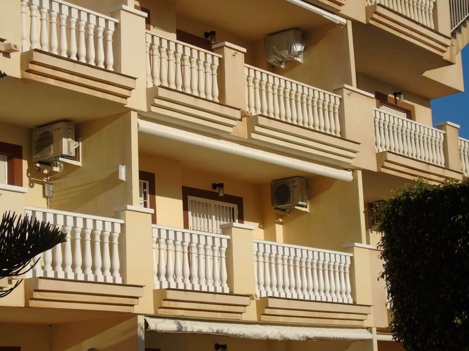 2 soveværelse Lejlighed til salg i Mar de Cristal med swimmingpool garage - € 155.000 (Ref: 9278761)