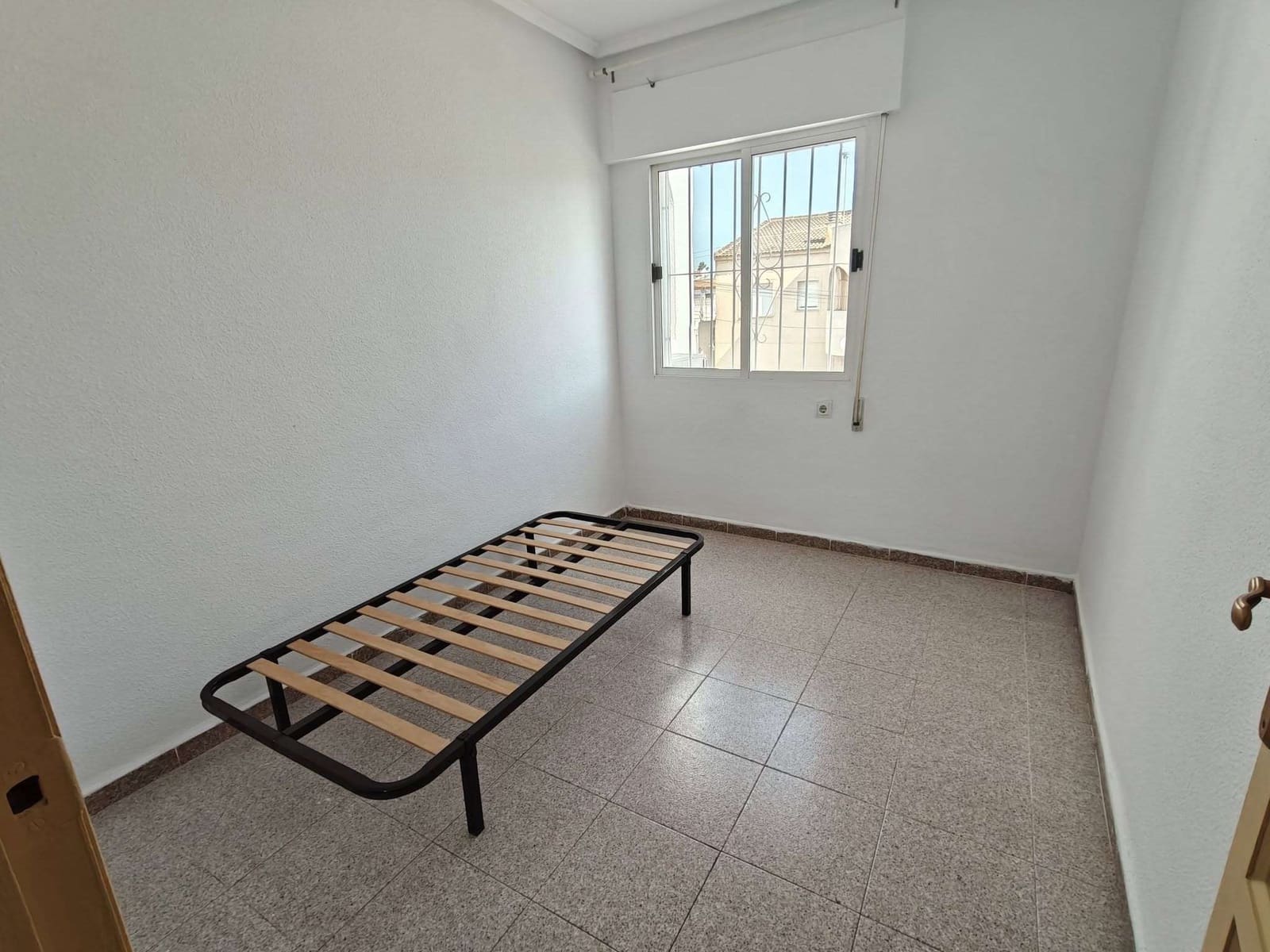 2 soverom Leilighet til salgs i Los Alcazares - € 97 000 (Ref: 9289765)