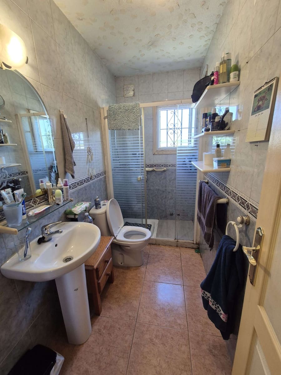 3 slaapkamer Villa te koop in Los Almagros met garage - € 89.500 (Ref: 9347723)