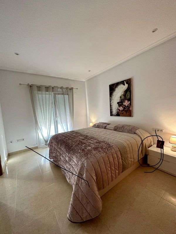 3 soveværelse Villa til salg i El Carmoli med swimmingpool - € 379.000 (Ref: 9352165)