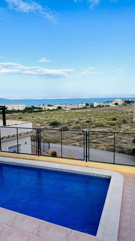 3 bedroom Villa for sale in El Carmoli with pool - € 379,000 (Ref: 9352165)