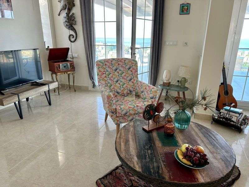 3 soverom Villa til salgs i El Carmoli med svømmebasseng - € 399 000 (Ref: 9352166)