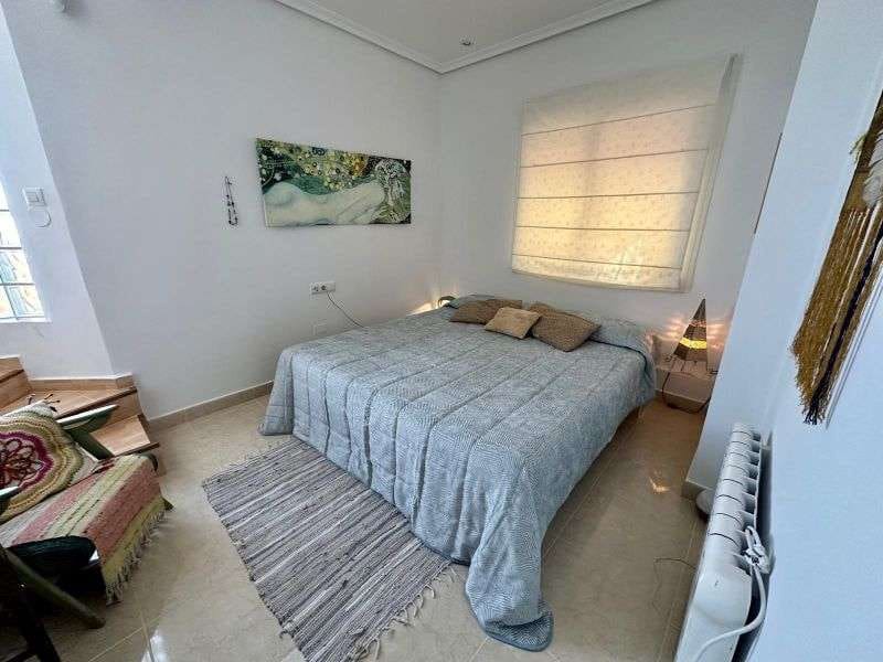3 bedroom Villa for sale in El Carmoli with pool - € 399,000 (Ref: 9352166)