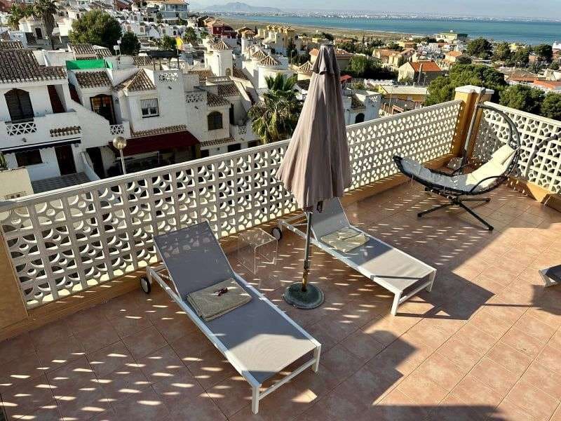 3 bedroom Villa for sale in El Carmoli with pool - € 399,000 (Ref: 9352166)