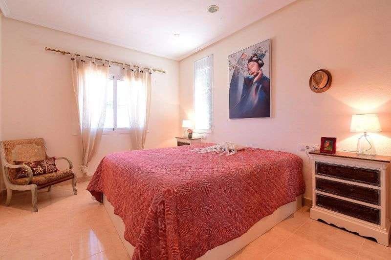 3 bedroom Villa for sale in El Carmoli with pool - € 399,000 (Ref: 9352166)