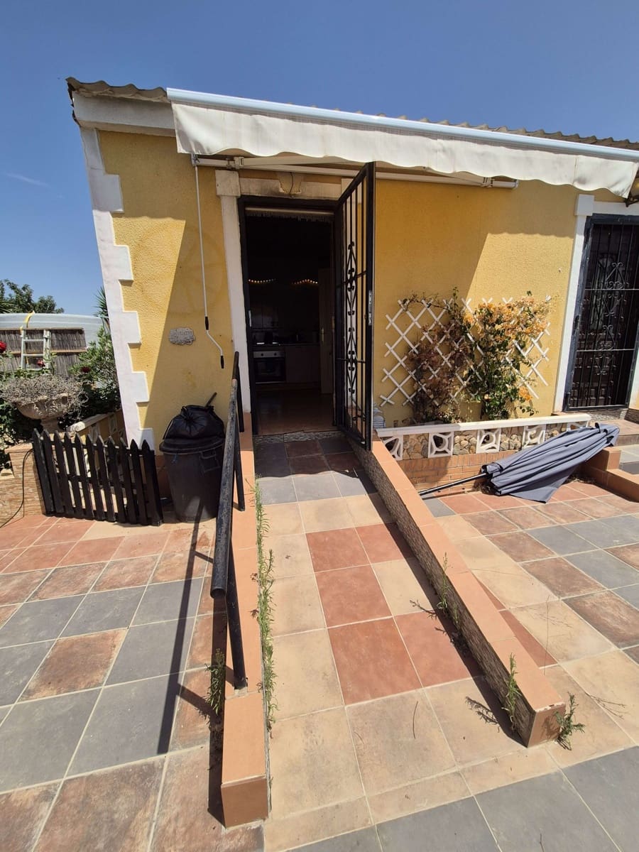 3 soverom Villa til salgs i Los Almagros med garasje - € 89 500 (Ref: 9449345)