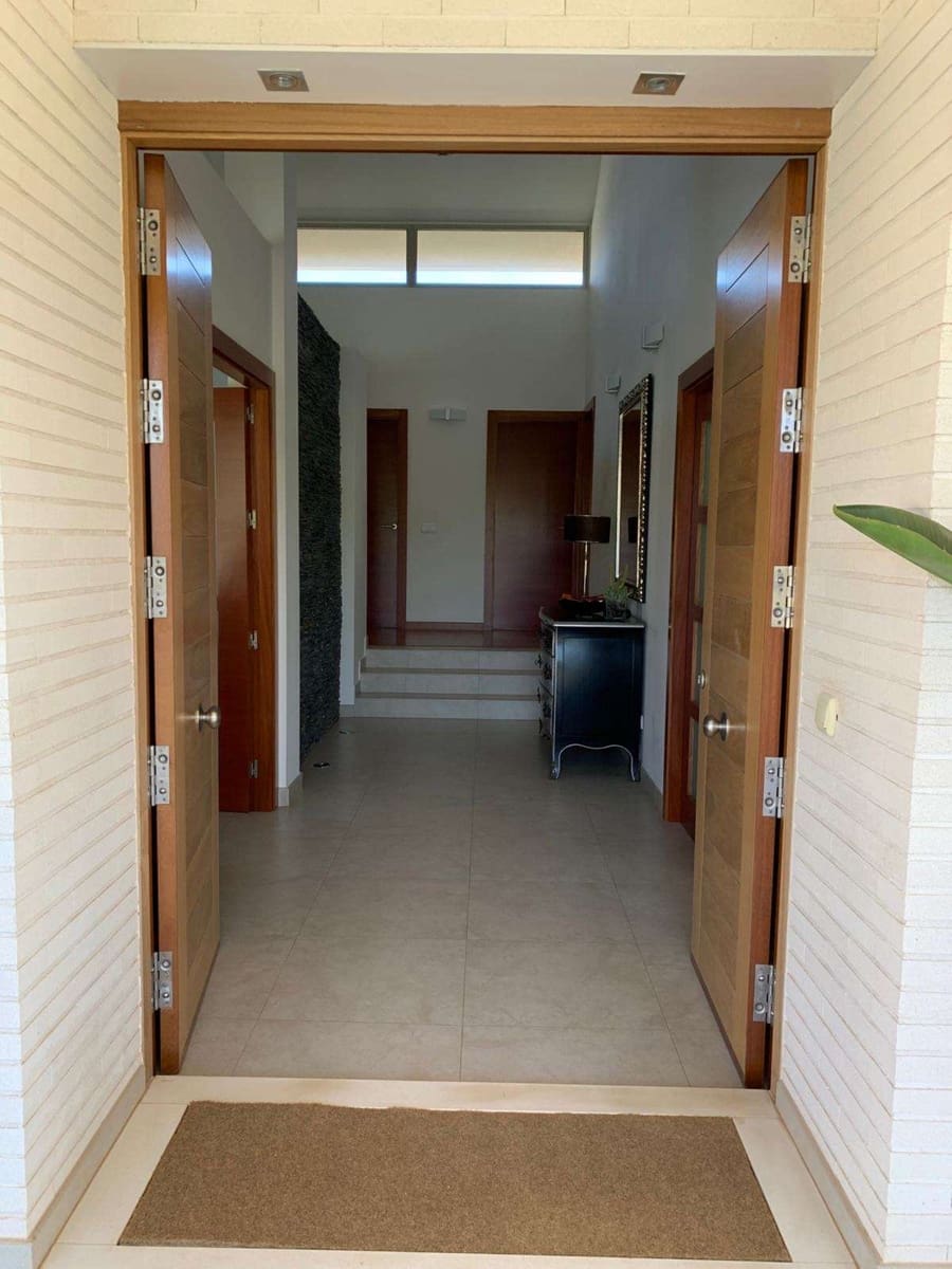 4 slaapkamer Villa te koop in Cartagena met zwembad garage - € 899.000 (Ref: 9466015)