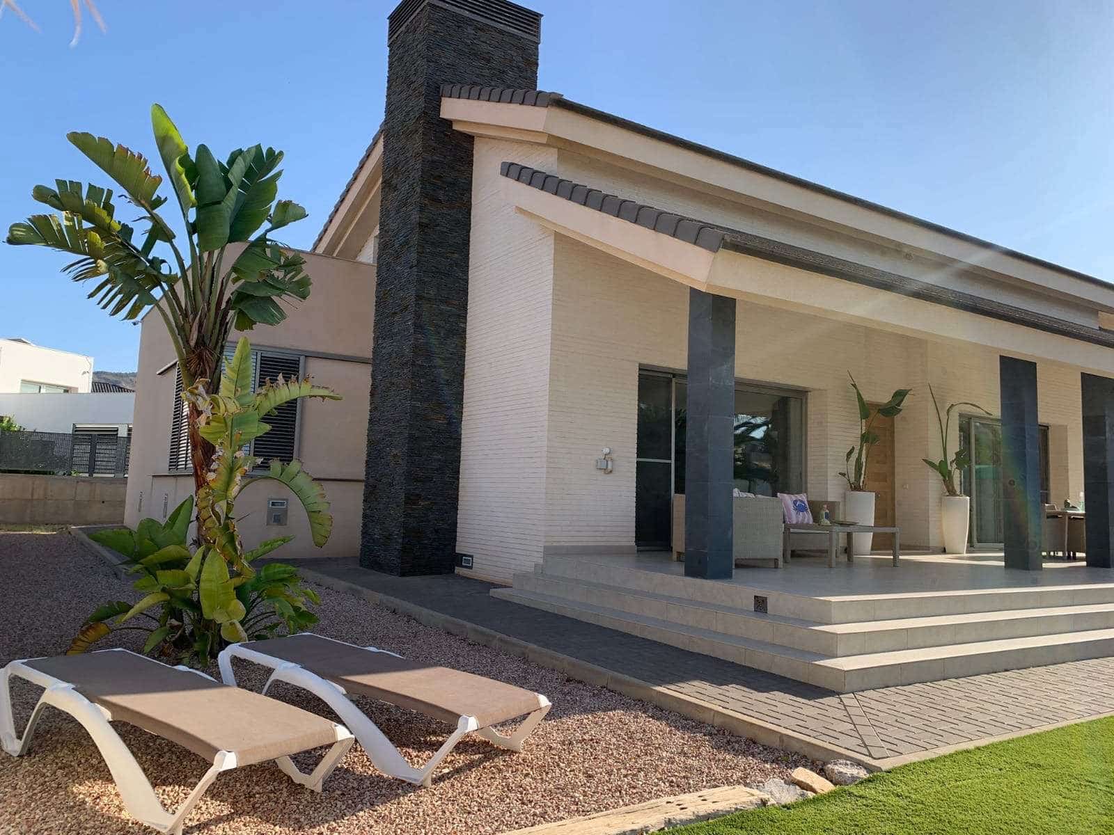 4 slaapkamer Villa te koop in Cartagena met zwembad garage - € 899.000 (Ref: 9466015)