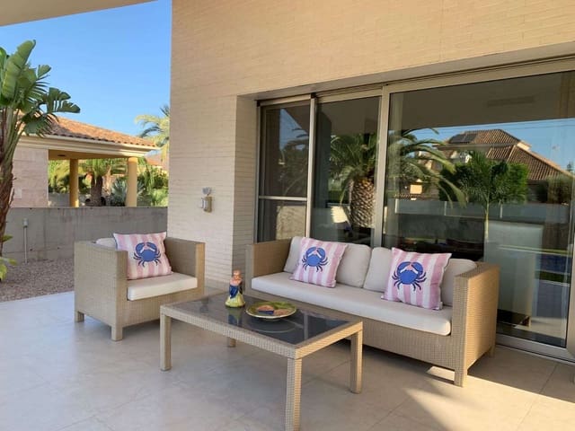 4 slaapkamer Villa te koop in Cartagena met zwembad garage - € 899.000 (Ref: 9466015)