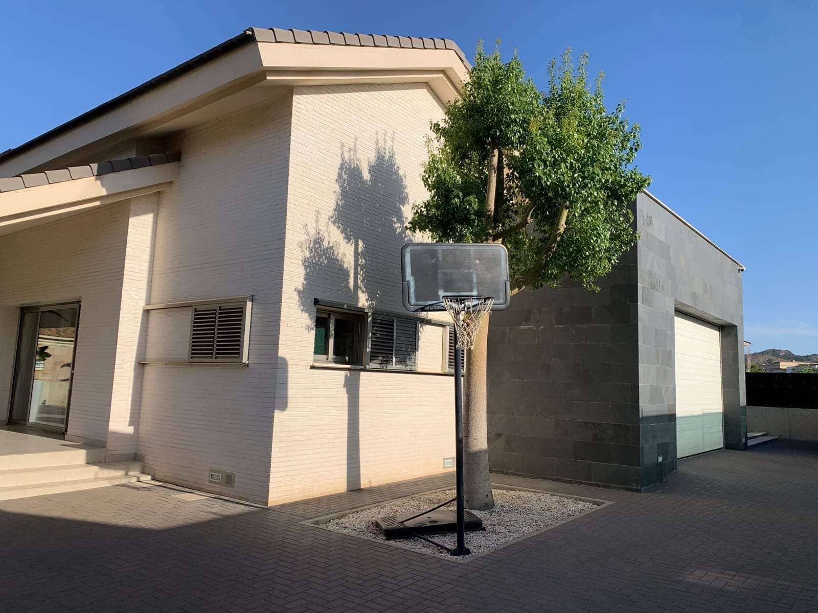 4 slaapkamer Villa te koop in Cartagena met zwembad garage - € 899.000 (Ref: 9466015)