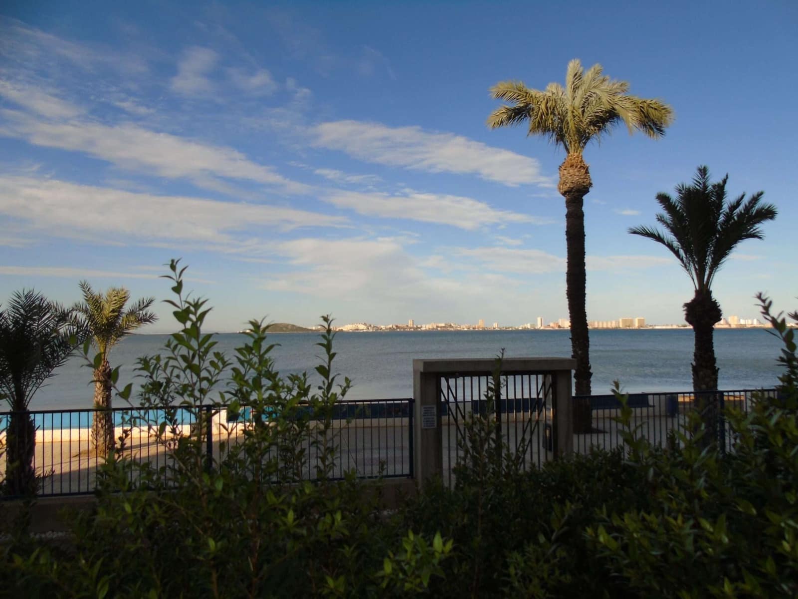 1 sovrum Lägenhet till salu i La Manga del Mar Menor med garage - 129 000 € (Ref: 9533002)