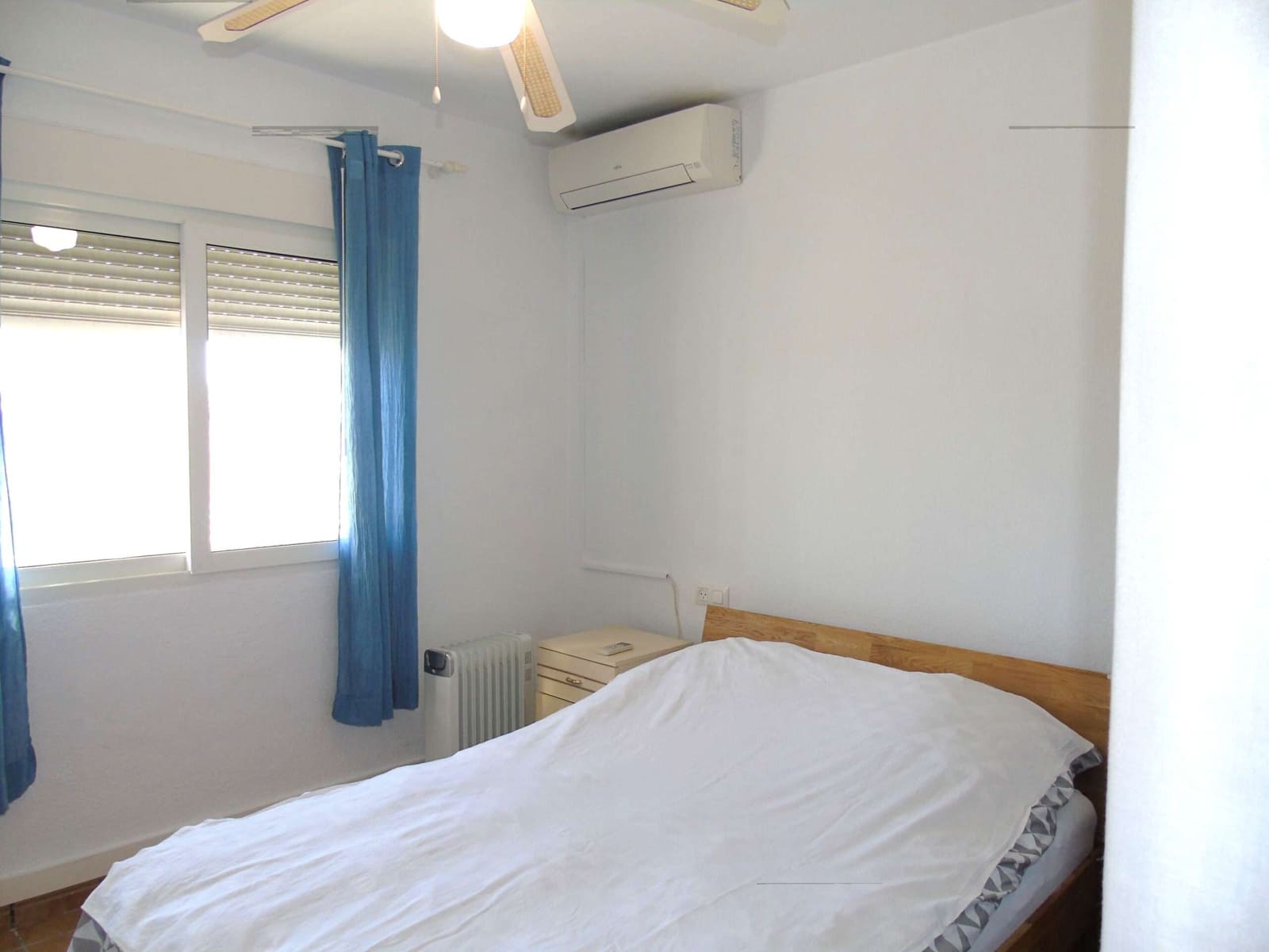 3 bedroom Villa for sale in El Carmoli with pool - € 155,000 (Ref: 9533003)