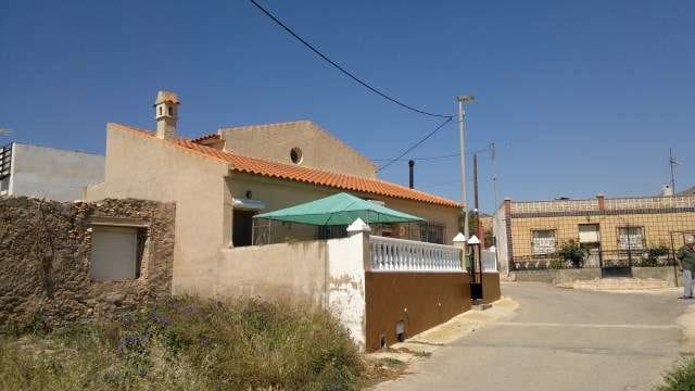 3 sypialnia Willa na sprzedaż w Kartagena z basenem garażem - 119 950 € (Ref: 9537363)