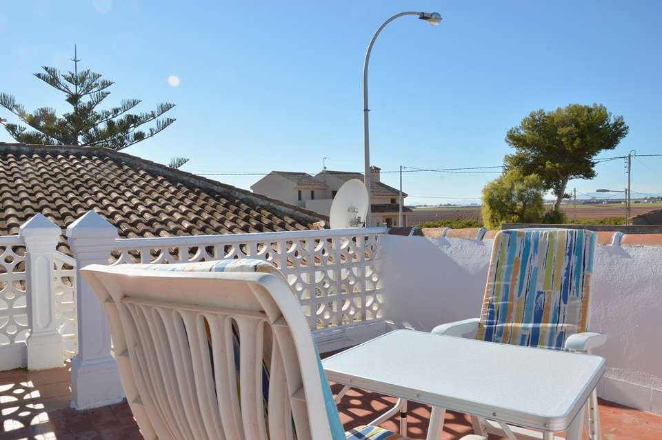 3 chambre Villa/Maison à vendre à Los Alcazares avec piscine garage - 249 000 € (Ref: 9542886)