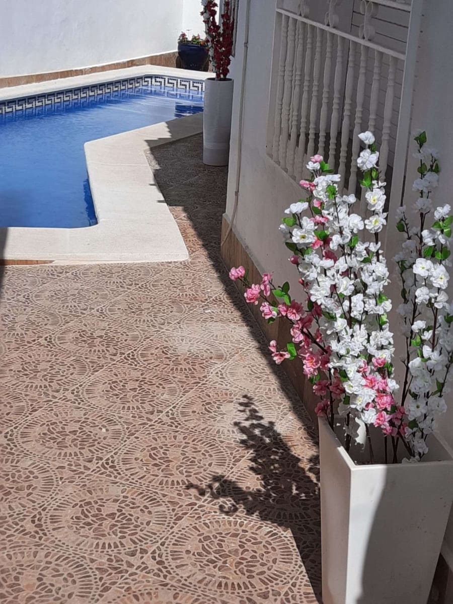 3 chambre Villa/Maison à vendre à Los Alcazares avec piscine garage - 249 000 € (Ref: 9542886)