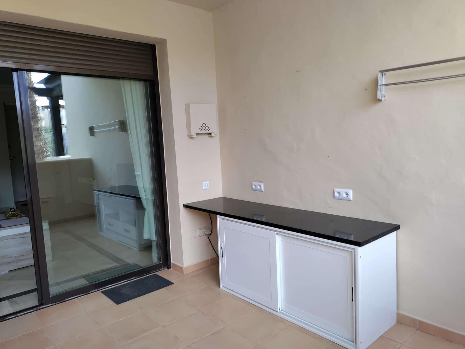 2 soverom Leilighet til salgs i Roda med garasje - € 189 900 (Ref: 9789979)