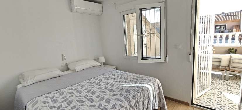 3 bedroom Villa for sale in Los Alcazares - € 160,000 (Ref: 9789980)