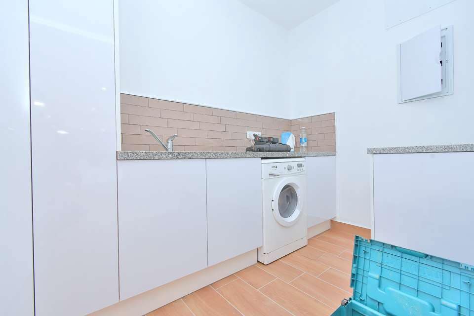 3 chambre Appartement à vendre à Estrella de Mar avec piscine - 269 000 € (Ref: 9793814)