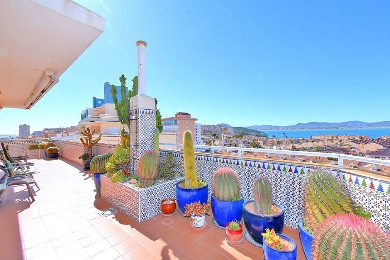 3 bedroom Apartment for sale in La Manga del Mar Menor with pool garage - € 478,000 (Ref: 9802874)