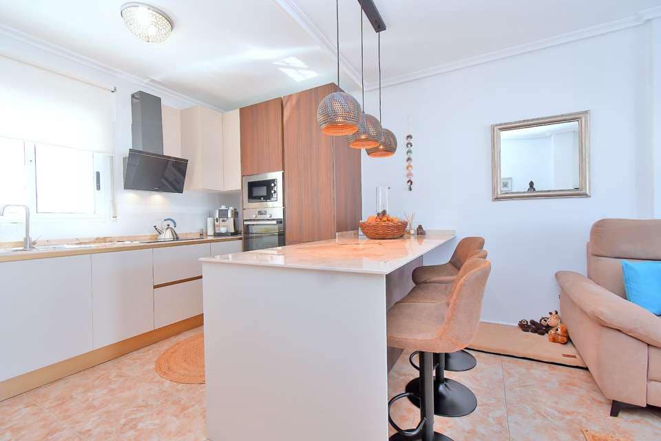 3 bedroom Villa for sale in Estrella de Mar with pool - € 249,000 (Ref: 9804861)