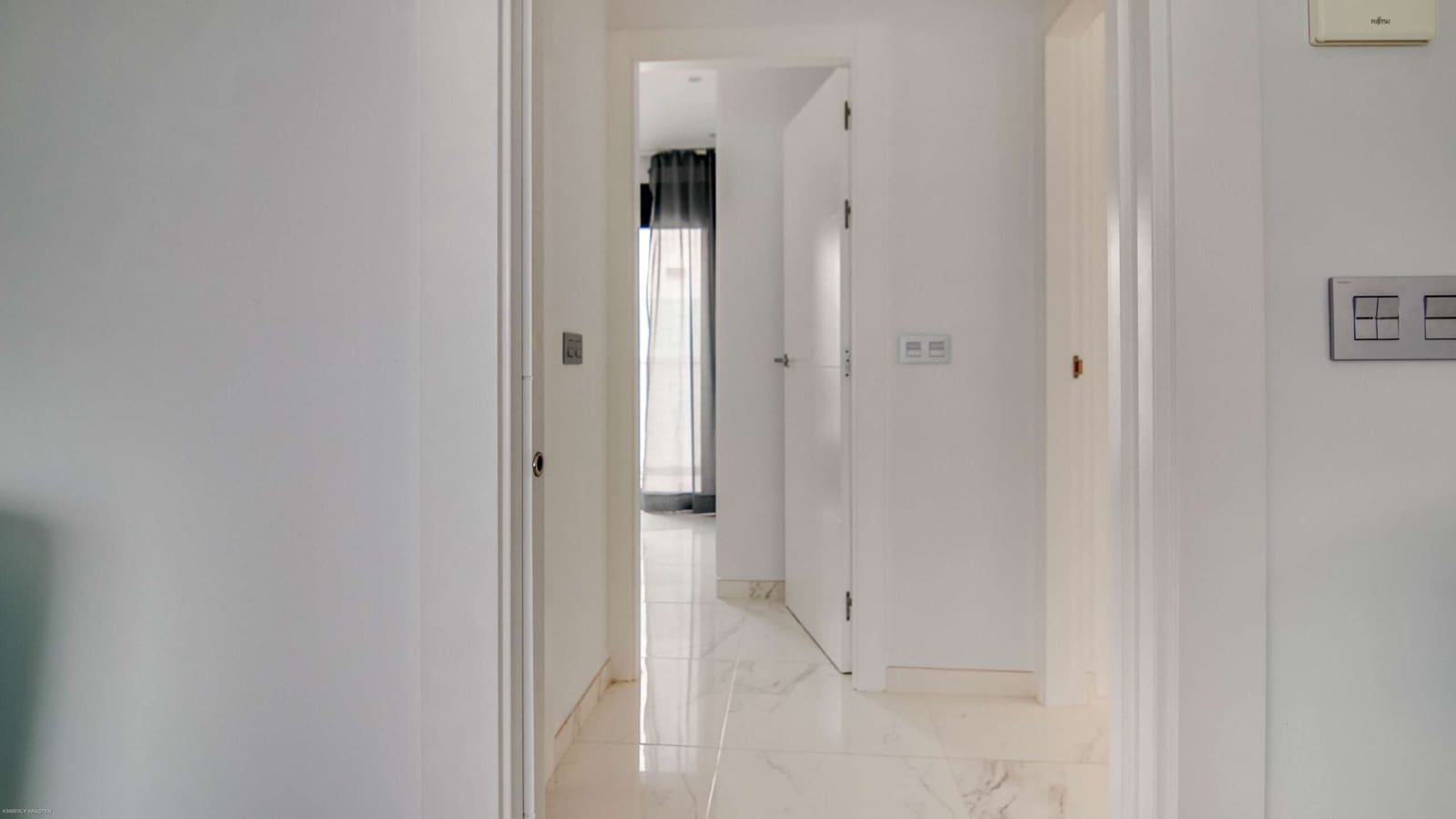 2 slaapkamer Villa te koop in Roda met zwembad garage - € 339.500 (Ref: 9805588)